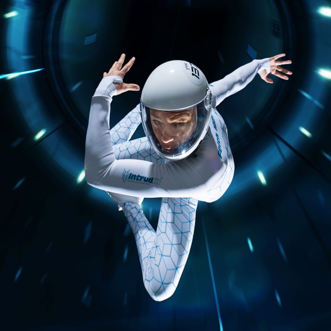 Mate Feith indoor skydiver