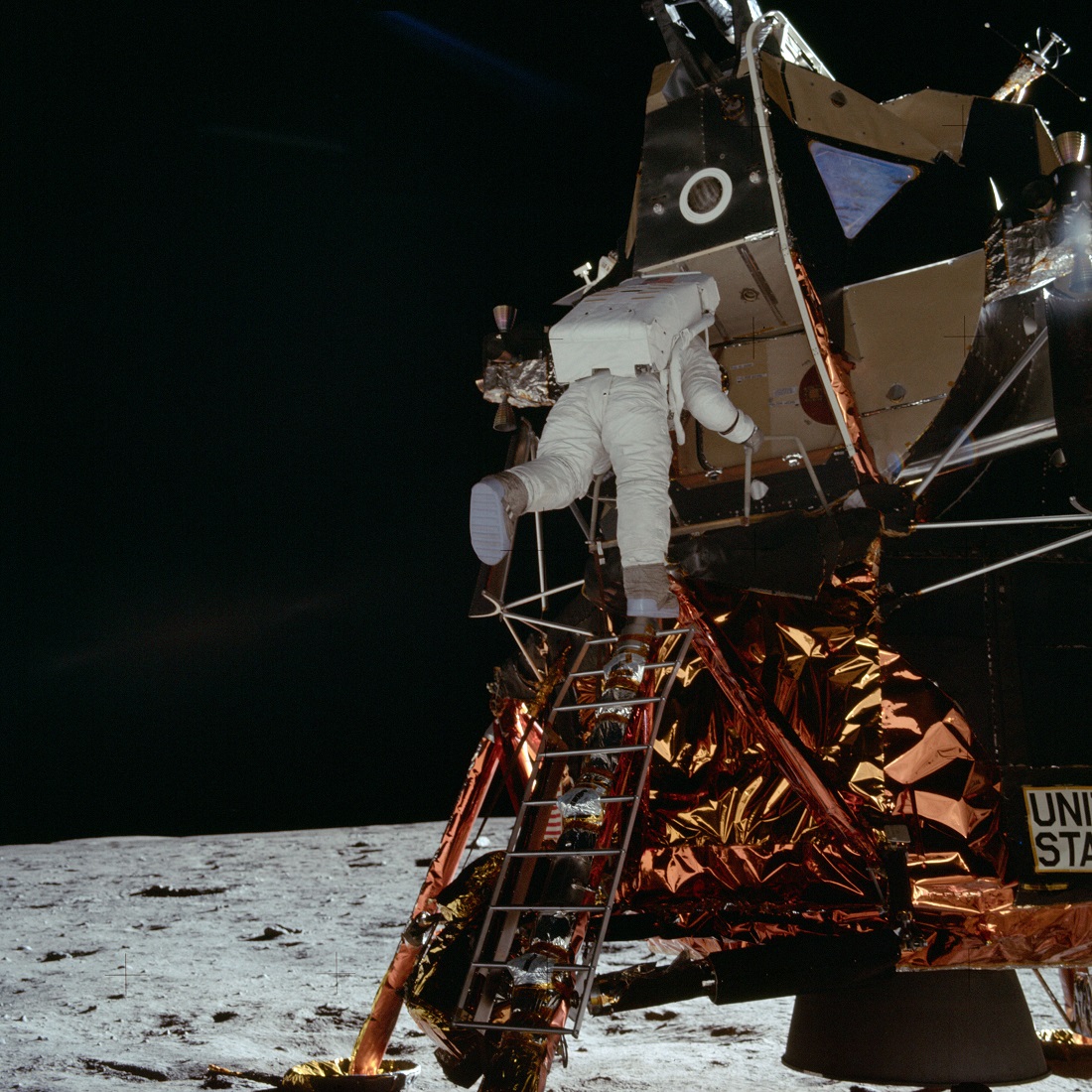 Aldrin descends lunar module NASA Aldrin descends lunar module NASA